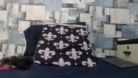 Snapshot of violeta_cute18 chatting on November 2025 07:38:01 PM Violeta online show from November 2025 07:38:01 PM