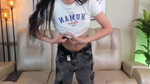 Snapshot of violeta_foxz chatting on September 2025 07:19:02 PM Violeta online show from September 2025 07:19:02 PM