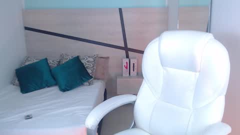 Violeta leon online show from January 2025 07:26:01 AM