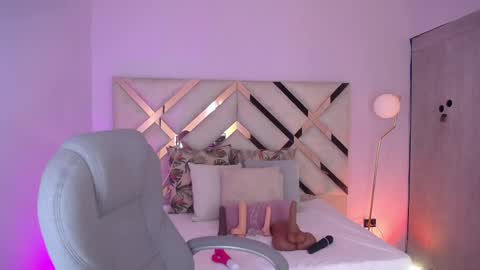 Violeta leon online show from June 2026 09:09:01 PM