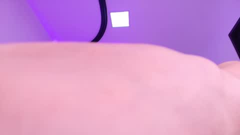 violeta london online show from January 2026 11:56:02 AM