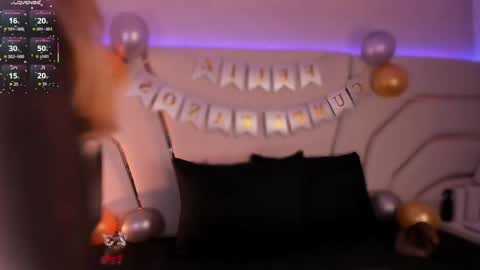 Snapshot of violeta_marquez chatting on May 2026 12:02:02 PM violeta_marquez online show from May 2026 12:02:02 PM