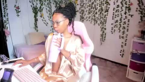 Violeta online show from July 2026 05:59:01 PM