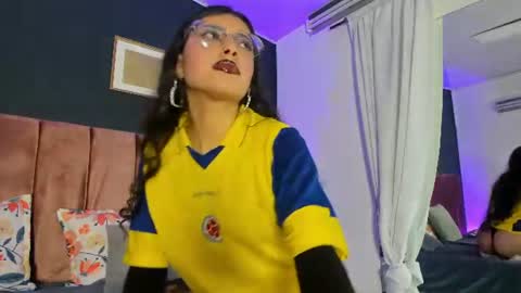 Snapshot of violeta_muns chatting on June 2026 05:47:01 PM Violeta online show from June 2026 05:47:01 PM