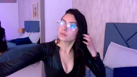 Snapshot of violeta_muns chatting on July 2026 08:00:02 PM Violeta online show from July 2026 08:00:02 PM