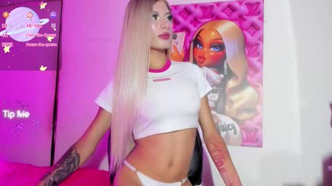 Snapshot of violeta_prince chatting on November 2025 08:08:02 PM Violeta Princess Please help me with your thumbs up its important online show from November 2025 08:08:02 PM