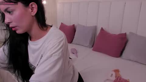 Snapshot of violeta_rodriguez_ chatting on March 2026 08:15:01 PM Violeta Rodriguez online show from March 2026 08:15:01 PM