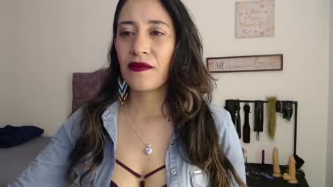 violeta_scott_ online show from June 2026 12:11:01 PM