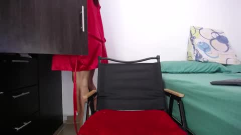 VIOLETA SORACHI  online show from October 2025 07:49:02 PM