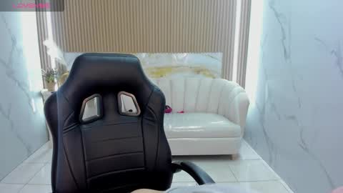 IG violeta sub online show from February 2026 01:08:02 PM