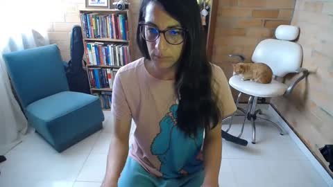 Violeta Gmez online show from September 2025 02:39:02 PM
