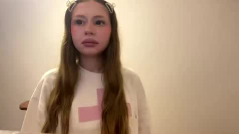 Annie online show from May 2026 07:33:01 PM