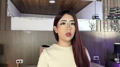 Snapshot of violetcarson_ chatting on March 2026 01:07:02 PM Violet online show from March 2026 01:07:02 PM