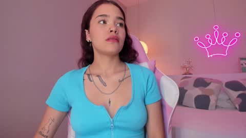 Violeth Hill online show from January 2025 08:22:01 PM