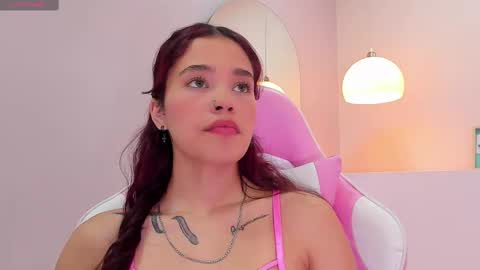 Violeth Hill online show from February 2025 04:37:02 AM