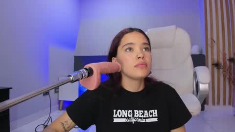 Violeth Hill online show from March 2025 08:48:01 PM