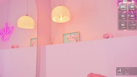 Violeth Hill online show from September 2025 06:52:02 PM