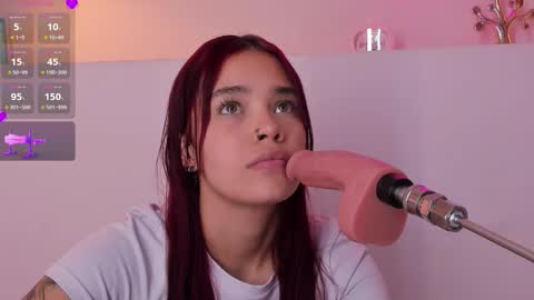 Violeth Hill online show from October 2025 08:20:02 PM