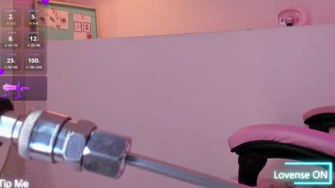 Violeth Hill online show from November 2025 07:36:02 PM