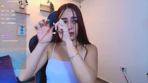 violeth_rosse_ online show from February 2026 01:15:02 AM