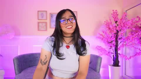 Snapshot of violetjonesx chatting on May 2026 11:38:01 AM violetjonesx online show from May 2026 11:38:01 AM