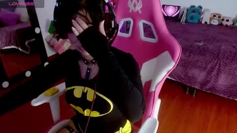 Snapshot of violetqs chatting on September 2025 07:57:01 PM online show from September 2025 07:57:01 PM