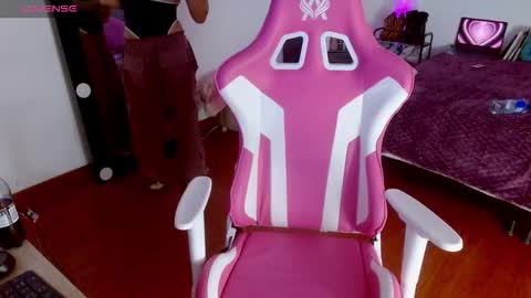 Snapshot of violetqs chatting on September 2025 07:36:01 PM online show from September 2025 07:36:01 PM