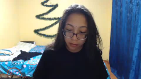 Snapshot of violetsexhot999 chatting on December 2024 08:04:02 AM Violet777 online show from December 2024 08:04:02 AM