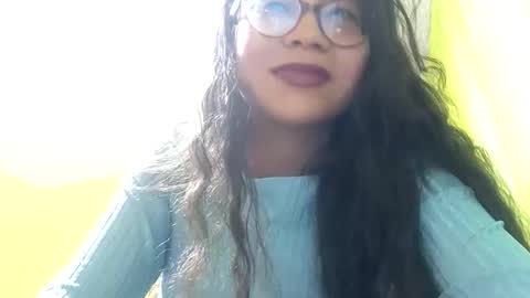 Snapshot of violetsexhot999 chatting on February 2025 01:58:01 AM Violet777 online show from February 2025 01:58:01 AM