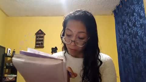 Snapshot of violetsexhot999 chatting on October 2025 01:14:01 AM Violet777 online show from October 2025 01:14:01 AM