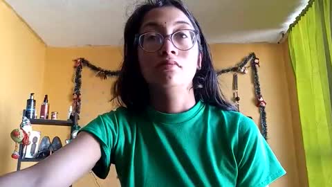 Snapshot of violetsexhot999 chatting on December 2025 12:47:02 PM Violet777 online show from December 2025 12:47:02 PM