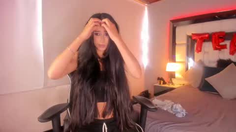 violetskinny online show from March 2025 07:07:02 PM