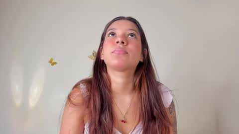 violett_24_ online show from October 2025 12:00:01 AM