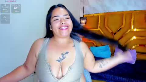 Snapshot of violett_cinnamon chatting on July 2026 11:04:02 AM Violeta online show from July 2026 11:04:02 AM