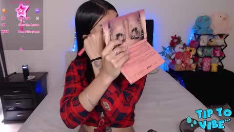 violeta  online show from February 2025 07:13:01 PM