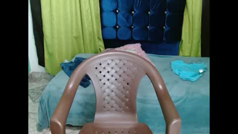 Snapshot of violetta_dreams chatting on November 2025 07:47:01 PM violetta_dreams online show from November 2025 07:47:01 PM