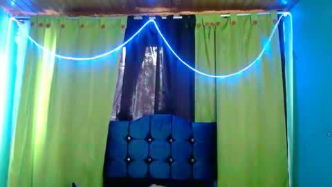 violetta_dreams online show from December 2025 04:36:01 PM