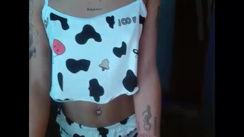 violetta_dreams online show from April 2026 08:25:02 PM