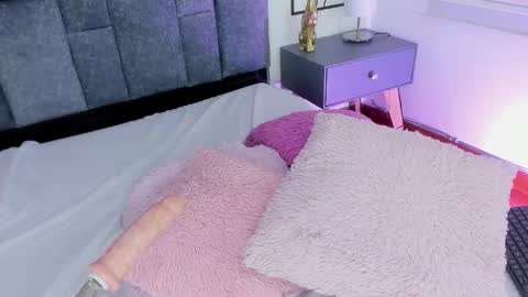 Violetta Ficher online show from November 2025 02:37:02 AM