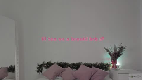 violetta_finch online show from January 2025 11:32:02 AM