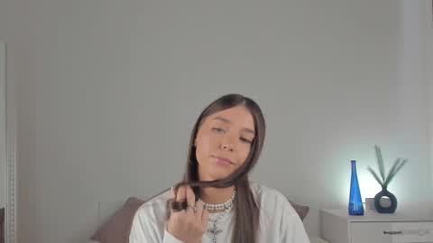 violetta_finch online show from February 2025 01:17:02 PM