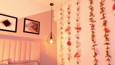 Violetta nur online show from December 2024 11:40:02 AM