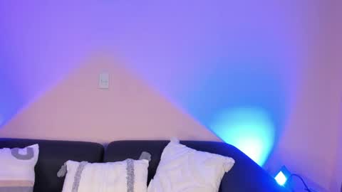 Snapshot of violetta_swift_ chatting on March 2026 06:51:01 AM violetta independent model online show from March 2026 06:51:01 AM