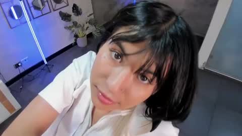 Violettaa online show from July 2026 04:05:02 AM