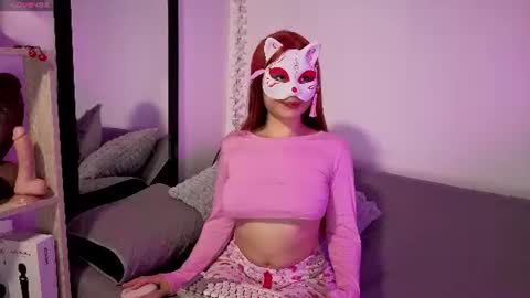 violettaarojass online show from July 2026 10:31:01 AM