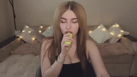 ViolettaOtis online show from September 2025 12:51:02 PM