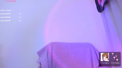 Snapshot of violettbones chatting on December 2024 05:28:02 AM Violett online show from December 2024 05:28:02 AM