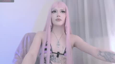 Snapshot of violettbones chatting on March 2026 06:41:03 AM Violett online show from March 2026 06:41:03 AM