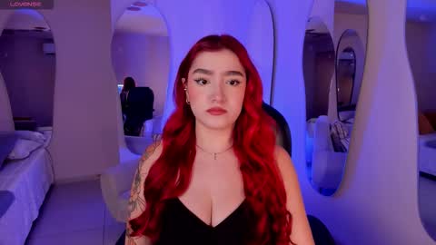 Snapshot of violettcastel chatting on September 2025 07:30:01 PM Violett Castel online show from September 2025 07:30:01 PM