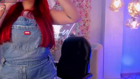 Snapshot of violettcastel chatting on October 2025 11:16:01 AM Violett Castel online show from October 2025 11:16:01 AM